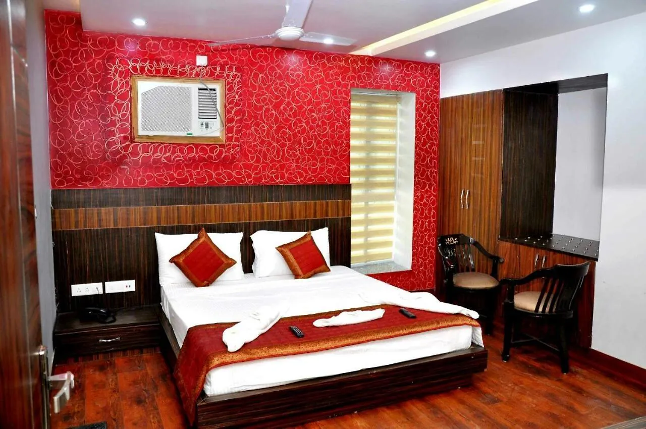 Hotel Ashirwad Deluxe Delhi