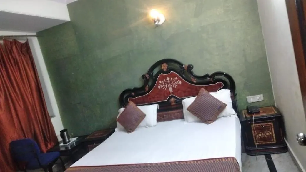 Hotel Ashirwad Deluxe Delhi   Delhi (National Capital Territory of India)