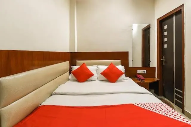 Hotel Ashirwad Deluxe Delhi   Delhi (National Capital Territory of India)
