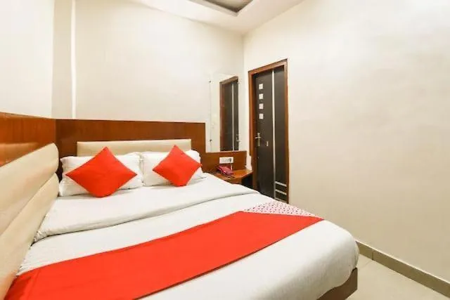 Hotel Ashirwad Deluxe Delhi  Delhi (National Capital Territory of India)