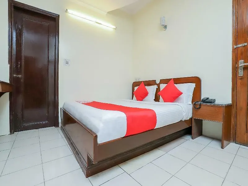 **  Hotel Ashirwad Deluxe Delhi  India